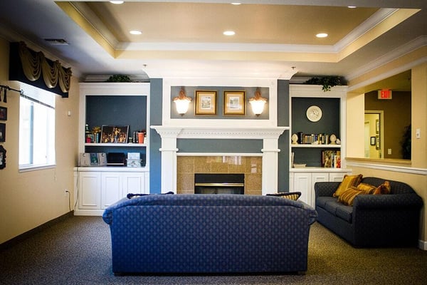 Stratford_at_Beyer_Park_Generations_Living_Room_min